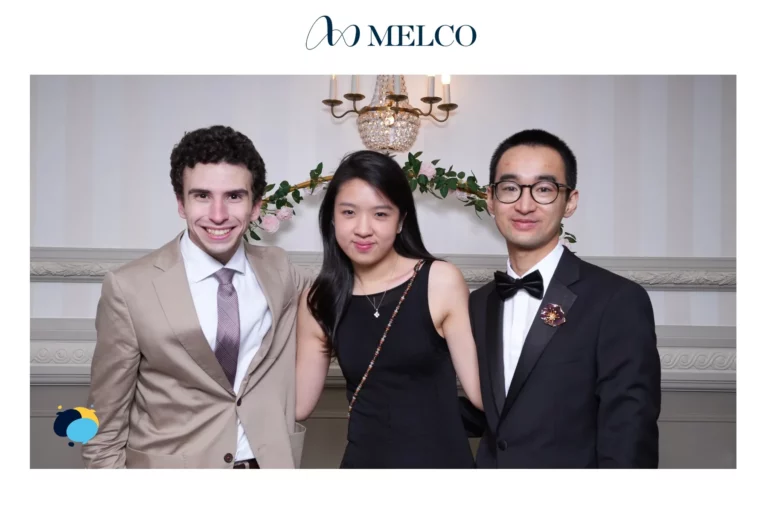 Borne photo Red Booth pour réception et cocktail au Fairmont Montreux Palace